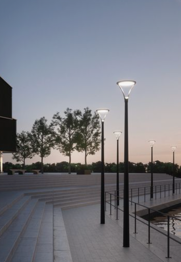Plaza wall and road size lighting